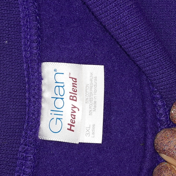 Gildan Sweatshirt - Picture 4 of 4